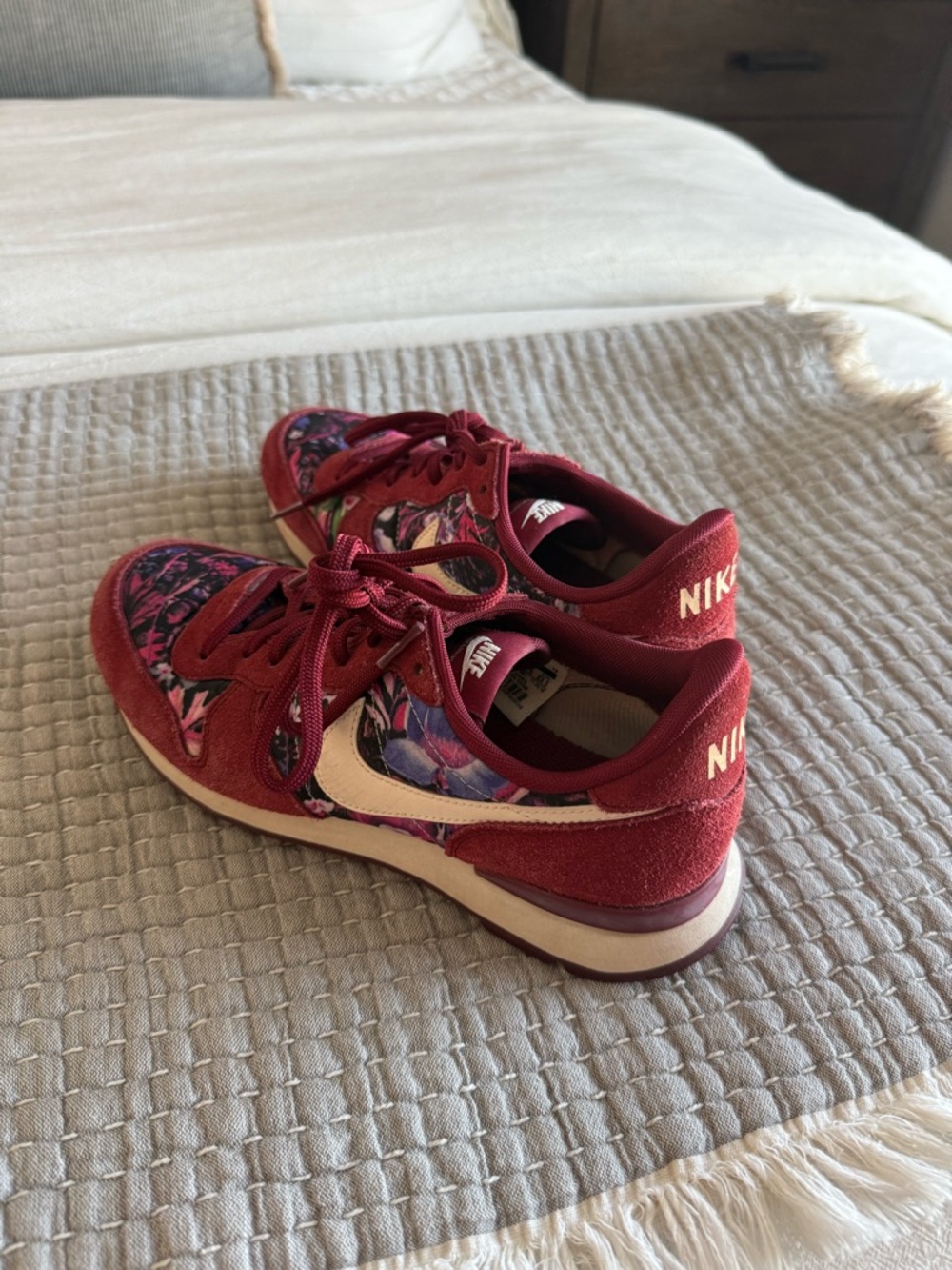 Nike Burgundy Floral Low-Top Sneakers with Cream Swoosh